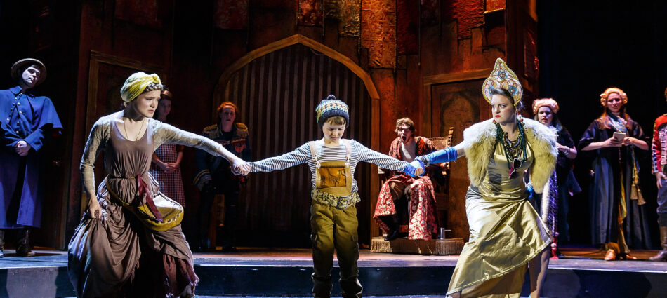The Caucasian Chalk Circle production photo